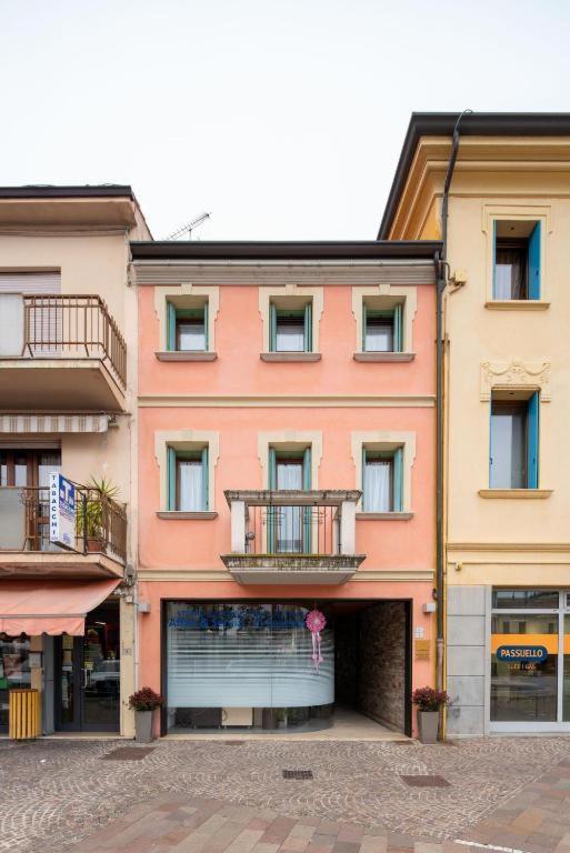 Venezia-Suite HemingwayA Pochi Passi Outlet Новента ди Пиаве Екстериор снимка